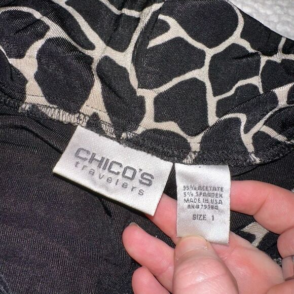 Chicos Travelers Solid Black Full Zip Jacket Giraffe Lining Size 1 (Medium) GUC - Picture 4 of 10